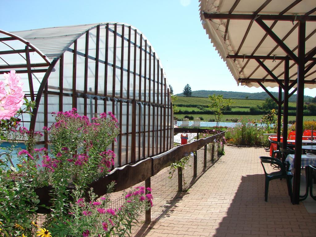 Camping Moulin De Collonge Saint-Boil Exterior foto